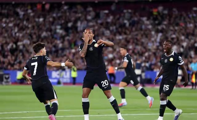 新援的迅速, 英超第二轮 新援的迅速, 英超第二轮