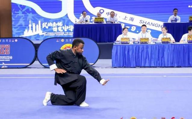 武欢艺来中