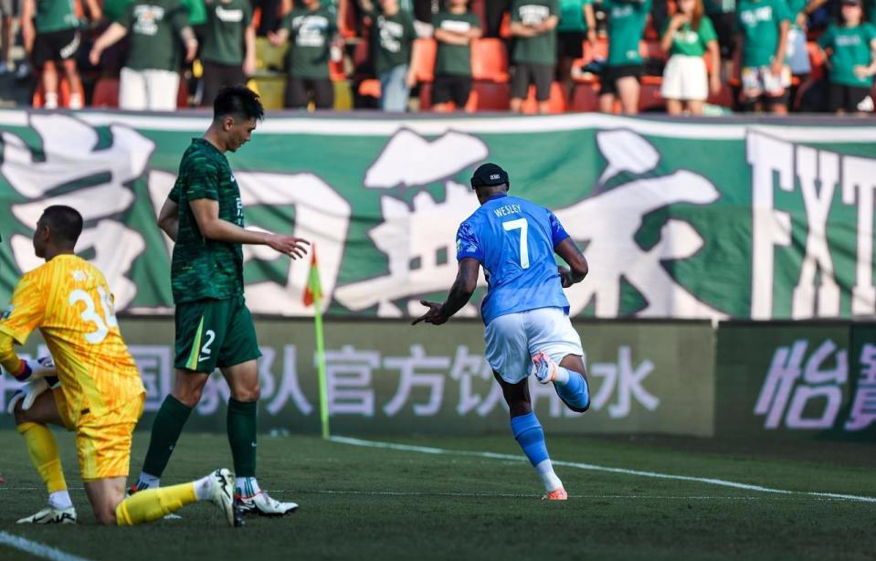 src, 何宇鹏助攻, 轮中超输掉 src, 何宇鹏助攻, 轮中超输掉