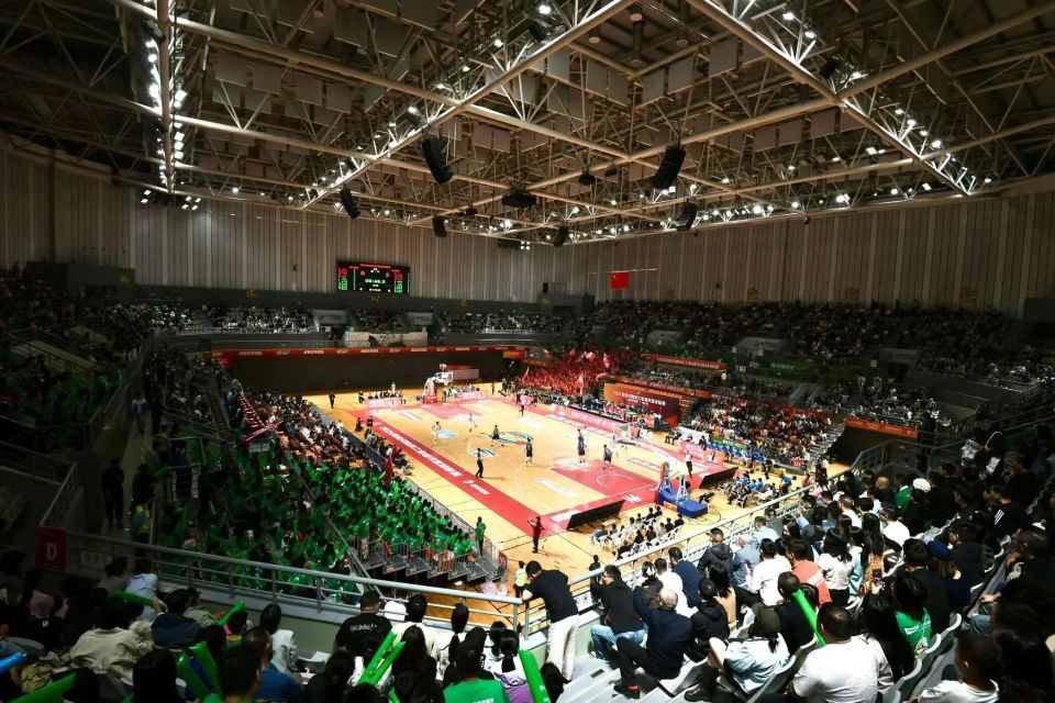 持终于迎来, 点燃全场 持终于迎来, 点燃全场